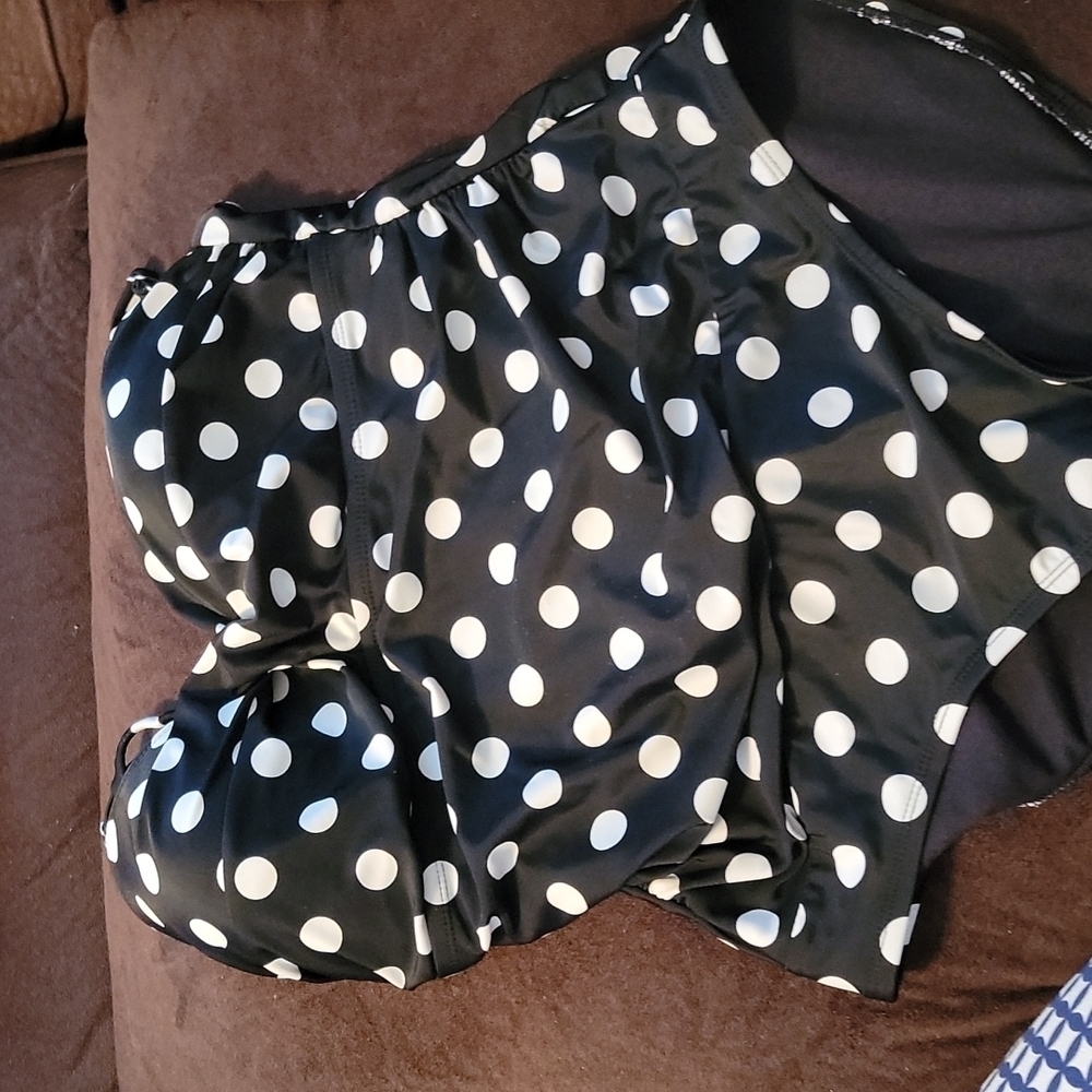 Catalina Women's 1 Piece Swimsuit